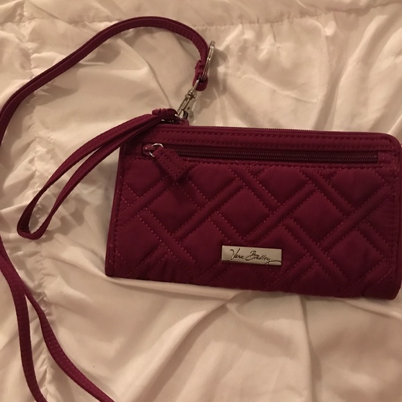 Vera Bradley Handbags - Like new Vera Bradley Wristlet and Lanyard